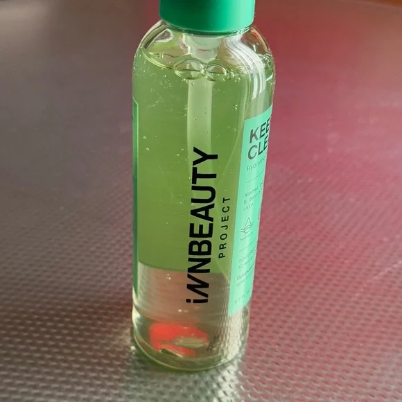 iNNBEAUTY Project Keep It Clean Hydrating Gel Cleanser, 6.7oz - Picture 2 of 3